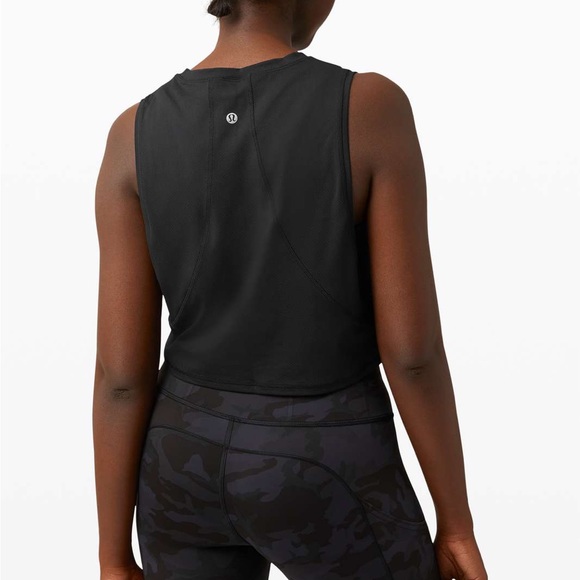 Lululemon Muscle Love Crop Tank *Tough
Black EUC - Picture 3 of 4